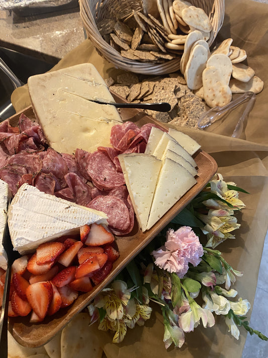 How Professional Caterers Design Menus That Please Everyone (Without Compromising Taste)