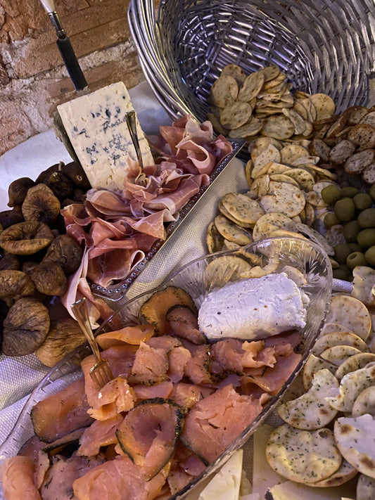 How Hosts Evaluate Catering Needs: A Practical Guide to Planning a Successful Event