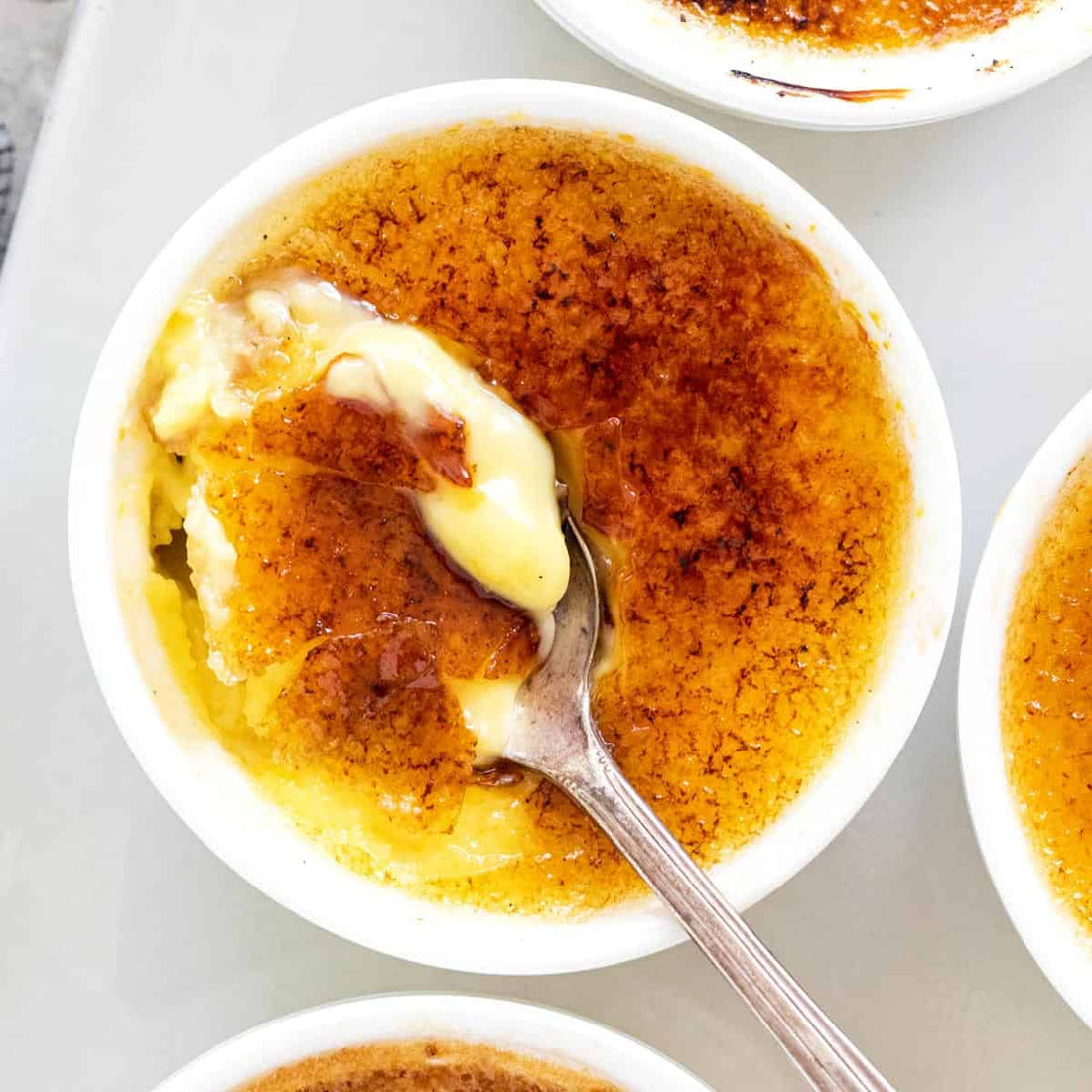 Crème Brûlée: The Art of a Classic Dessert and When to Serve It